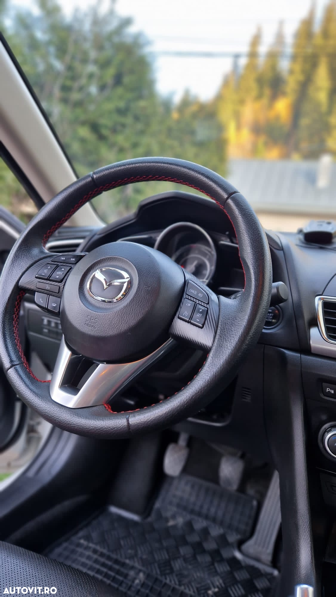 Mazda 3 SKYACTIV-D 150 Sports-Line - 2