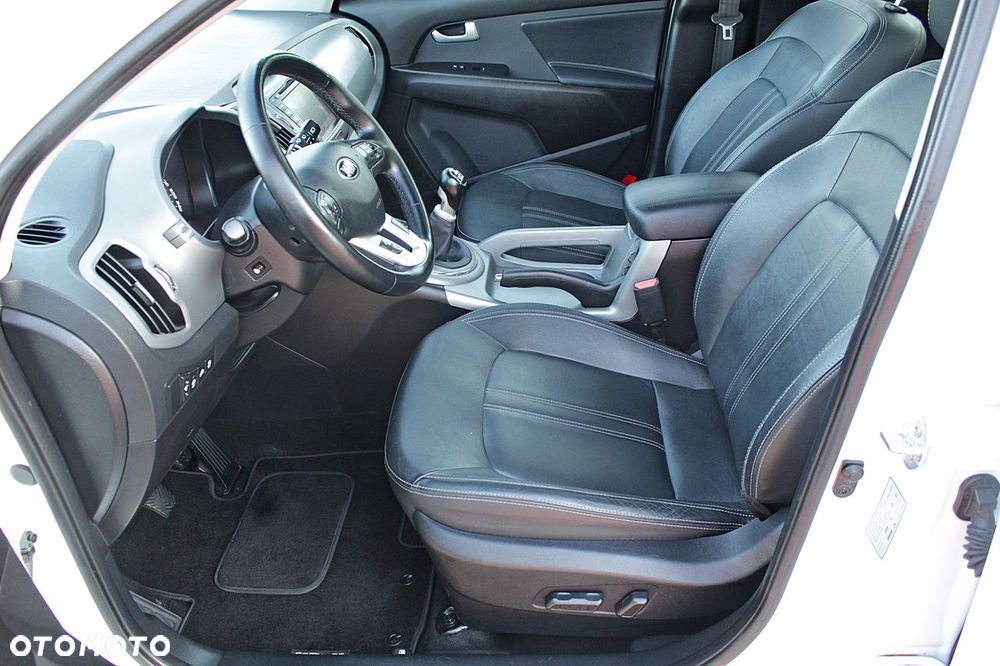 Kia Sportage 1.6 GDI 2WD Fifa World Cup Edition - 27