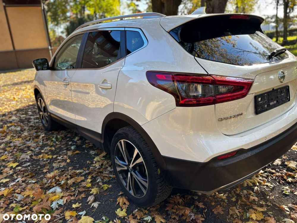 Nissan Qashqai 1.6 DCi Xtronic ACENTA - 17