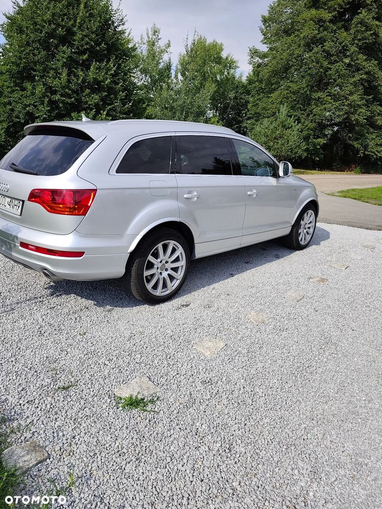 Audi Q7 - 6