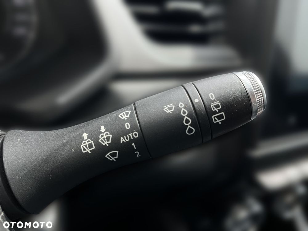 Renault Captur 1.0 TCe Zen - 23