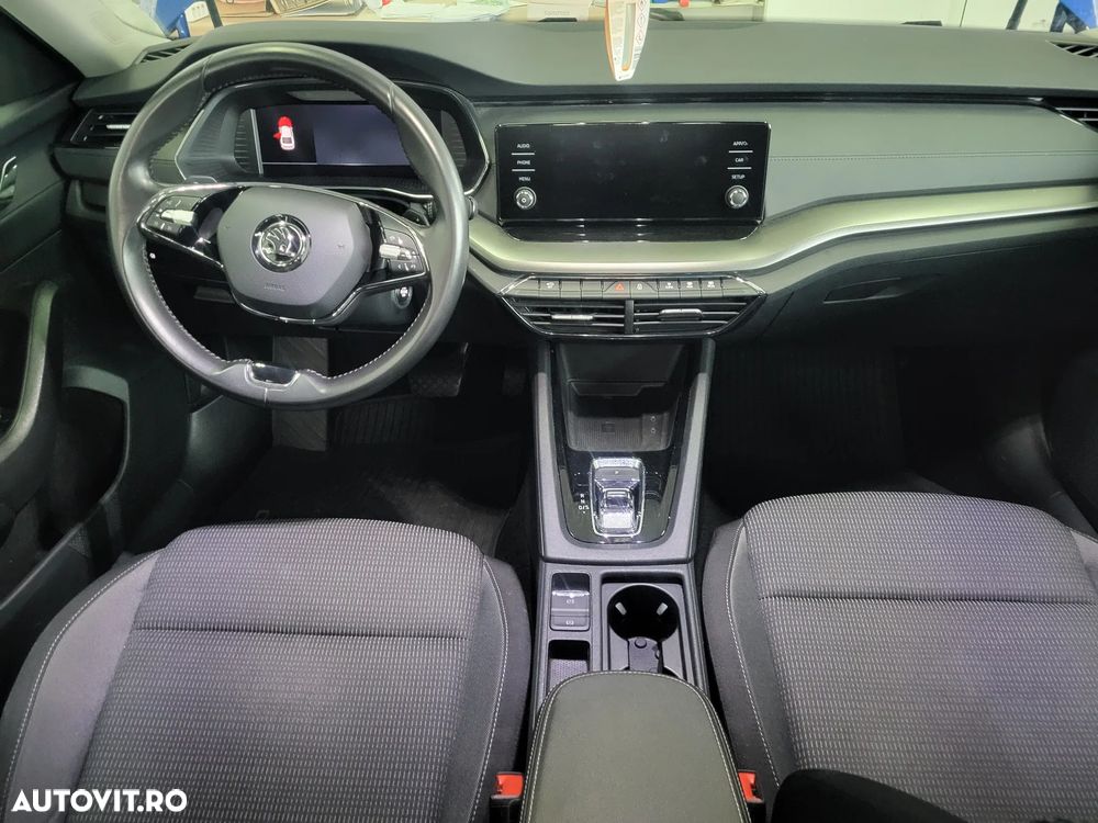 Skoda Octavia 2.0 TDI DSG Ambition - 15