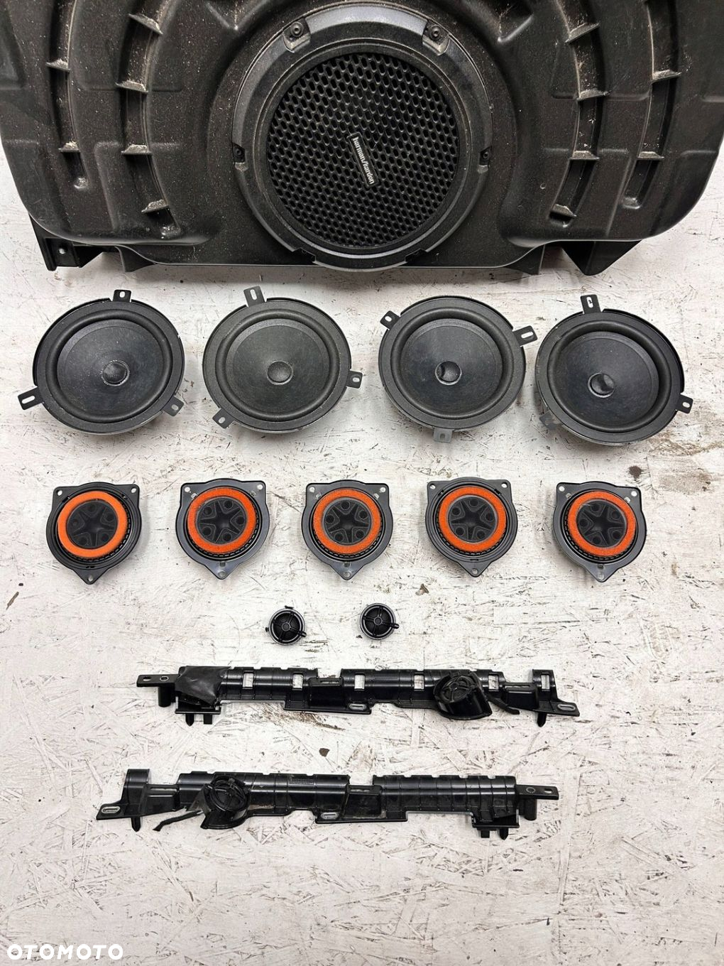 MASERATI LEVANTE GŁOŚNIKI SUBWOOFER HARMAN KARDON - 5