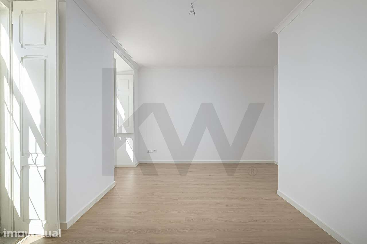 Apartamento T3 situado nas Avenidas Novas - Grande imagem: 4/18