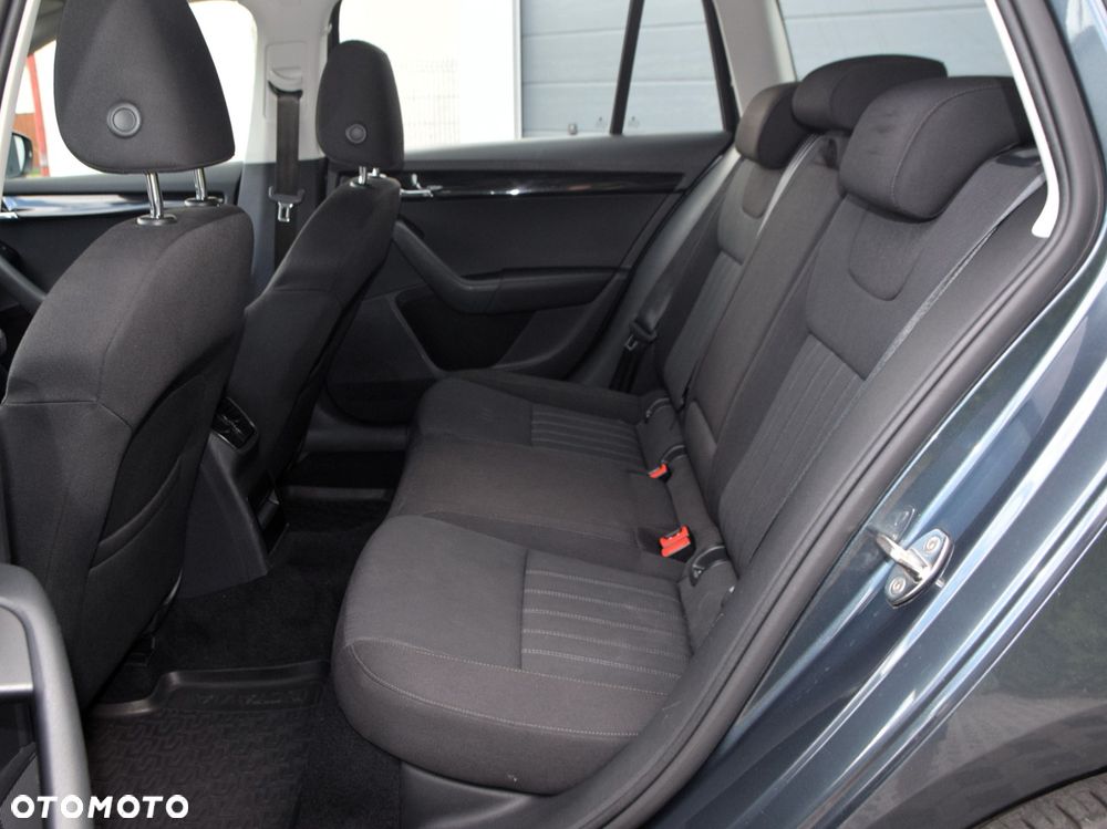Skoda Octavia 1.5 TSI ACT Style DSG - 8