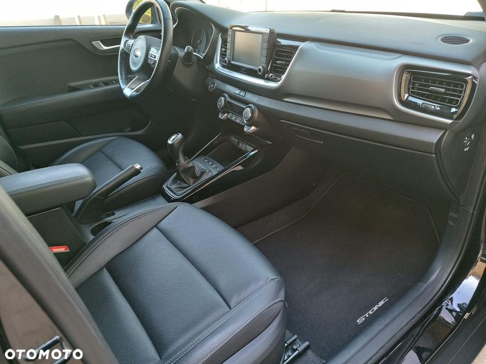 Kia Stonic 1.0 T-GDI 120 Platinum Edition - 23