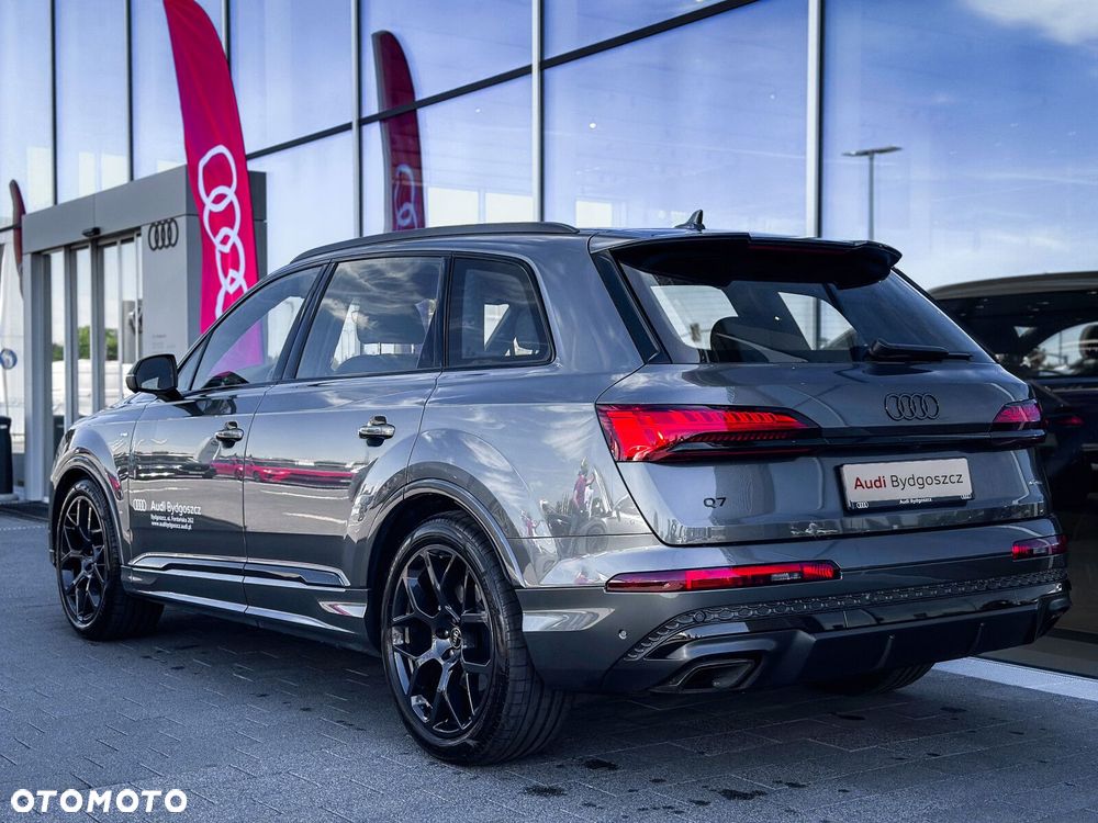 Audi Q7 - 7