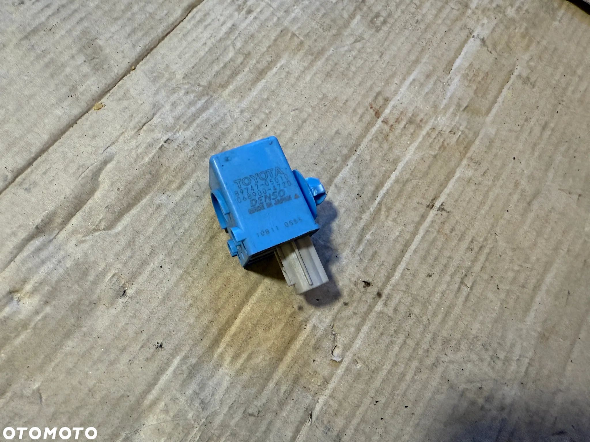 Buzzer brzęczyk sygnał 89747-05010 Toyota OE - 1