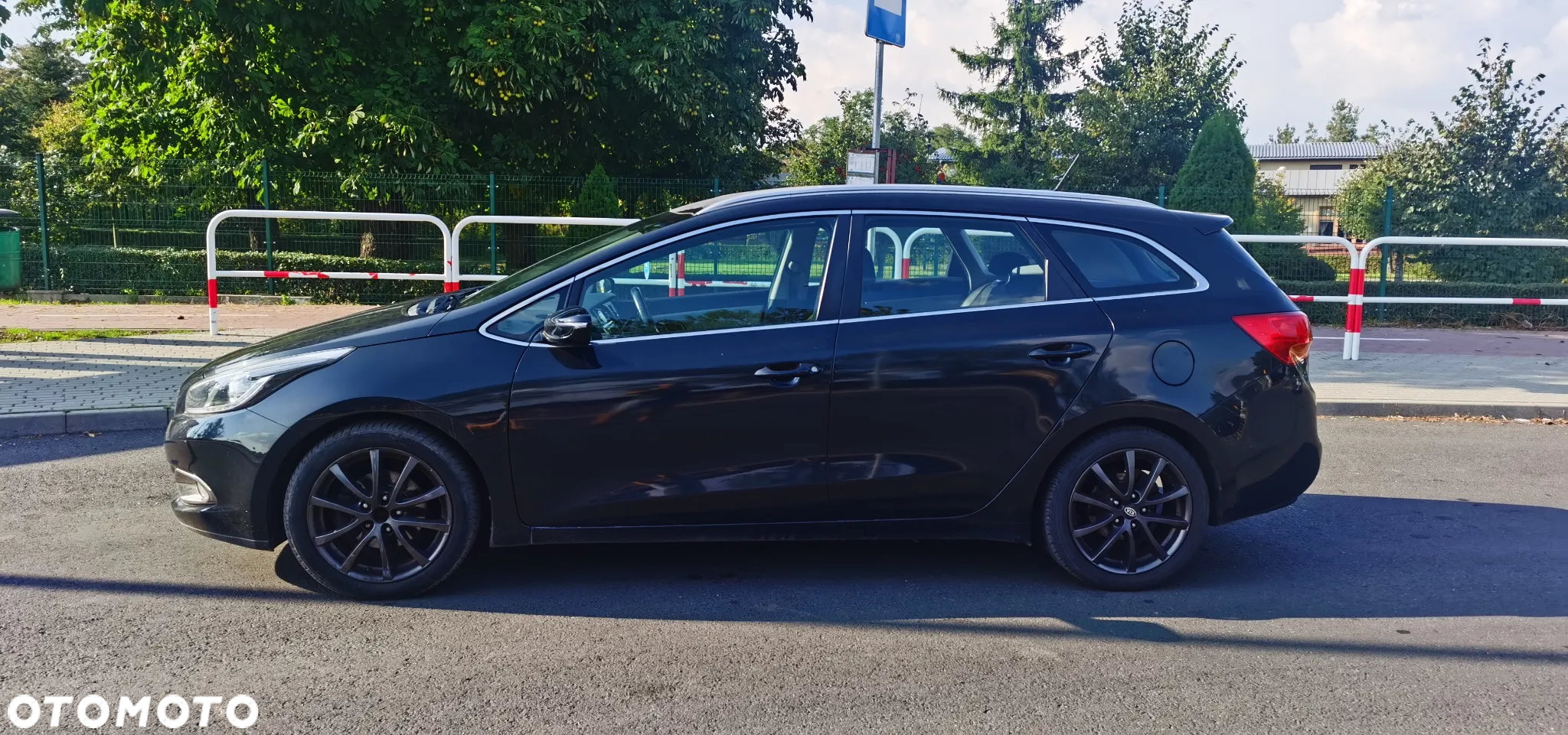 Kia Ceed - 4
