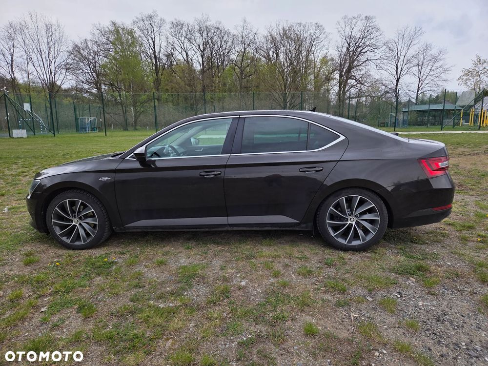 Skoda Superb 1.8 TSI L&K DSG - 4