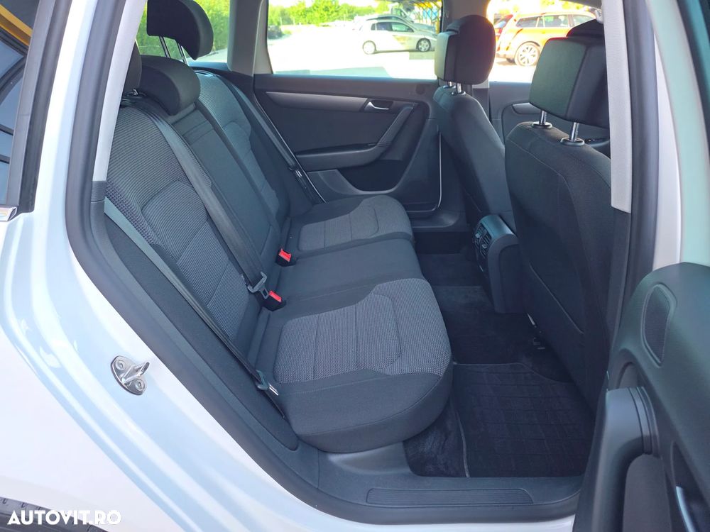Volkswagen Passat Variant 1.4 TSI BlueMotion Technology R-Line - 14
