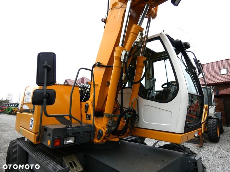 Liebherr A312 Z Niemiec / Wyjątkowy Stan / 2 Łyżki / - 36