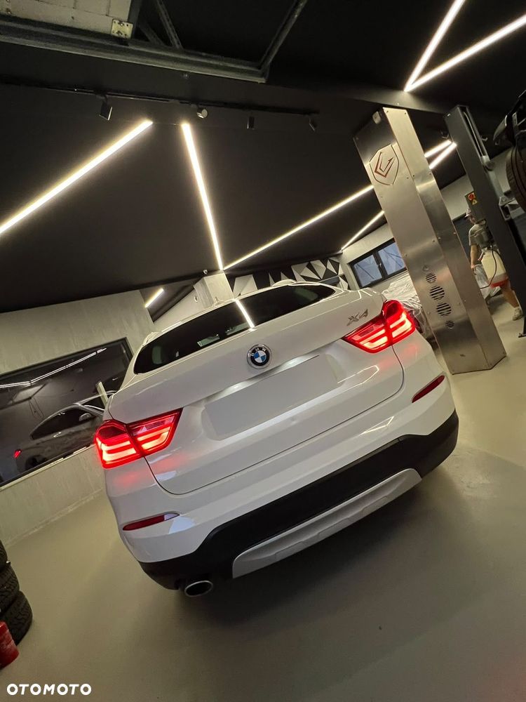 BMW X4 xDrive20d xLine - 10