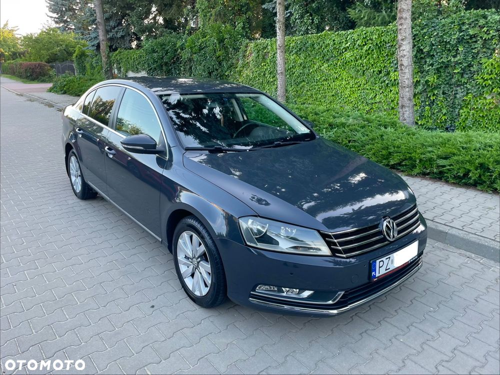 Volkswagen Passat 2012 photo 4