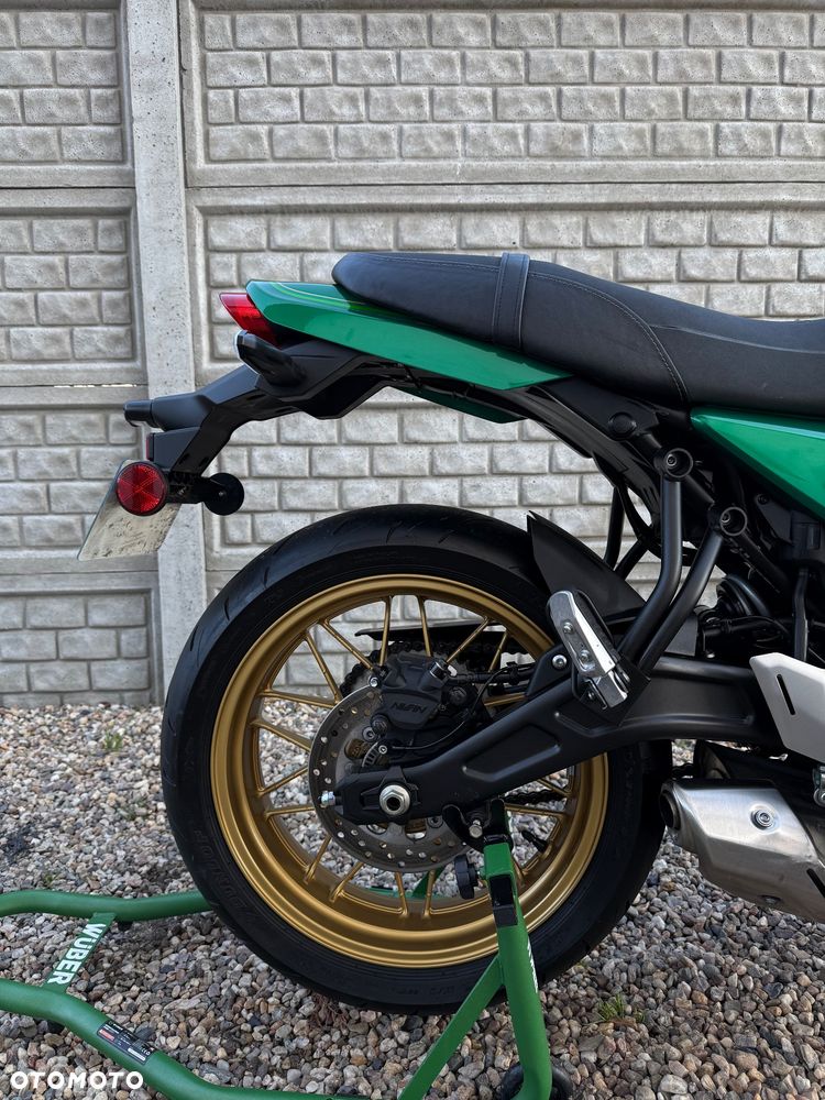 Kawasaki Z 650 RS - 17