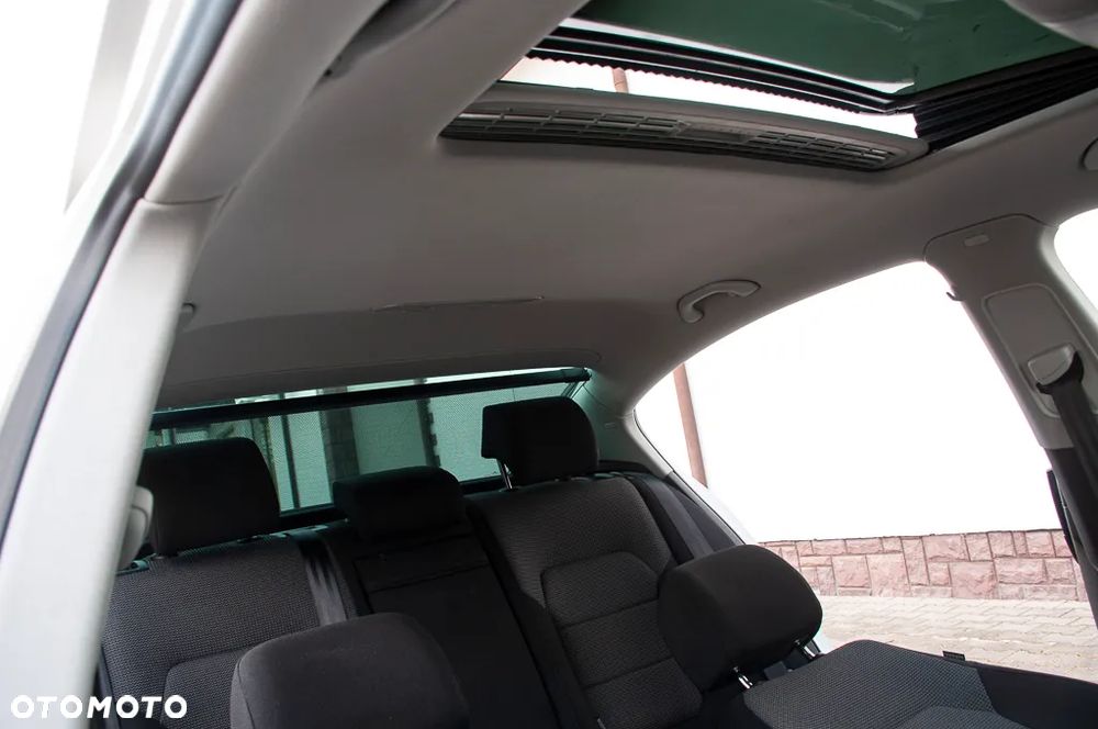 Volkswagen Passat 2.0 Blue TDI SCR Highline - 30