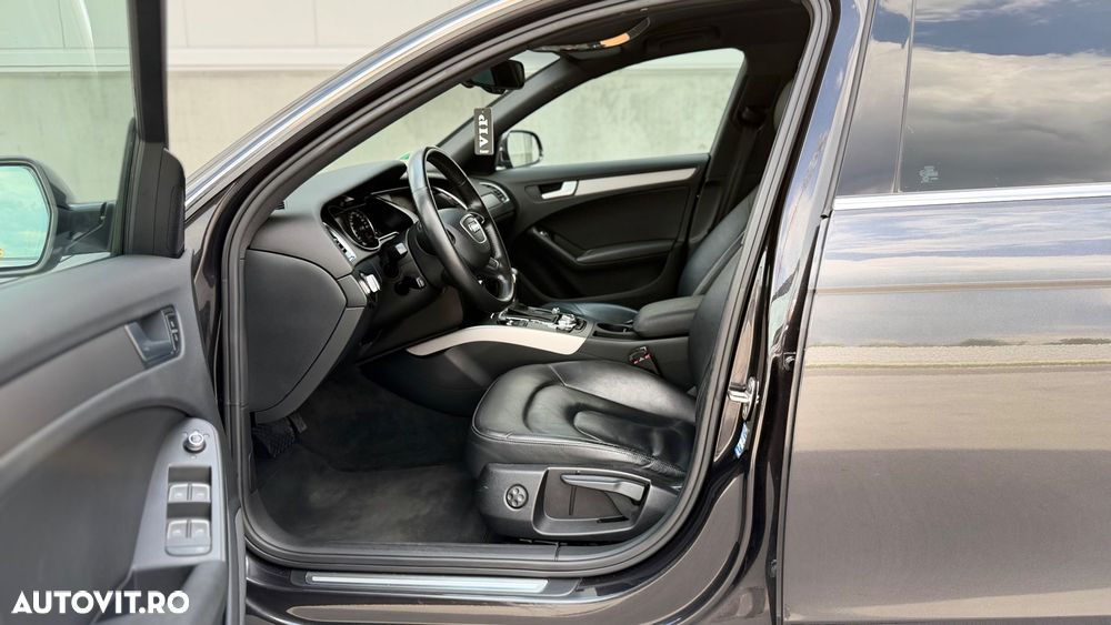 Audi A4 2.0 TDI DPF multitronic Ambiente - 16