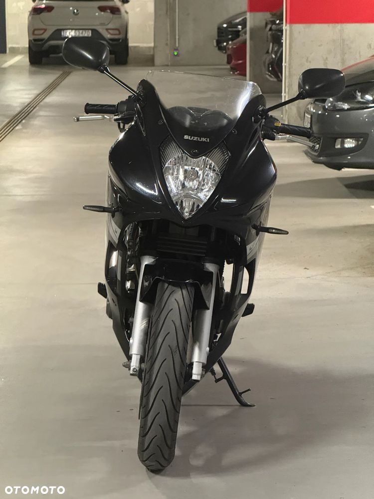 Suzuki GS - 3