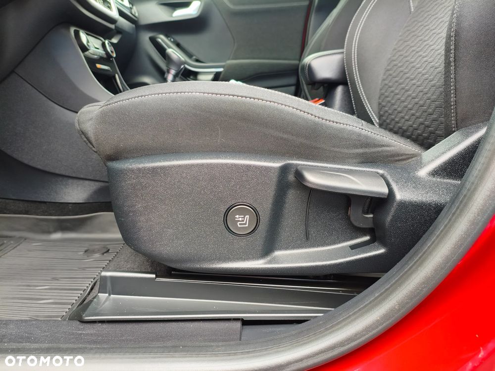 Ford Puma 1.0 EcoBoost mHEV Titanium - 11