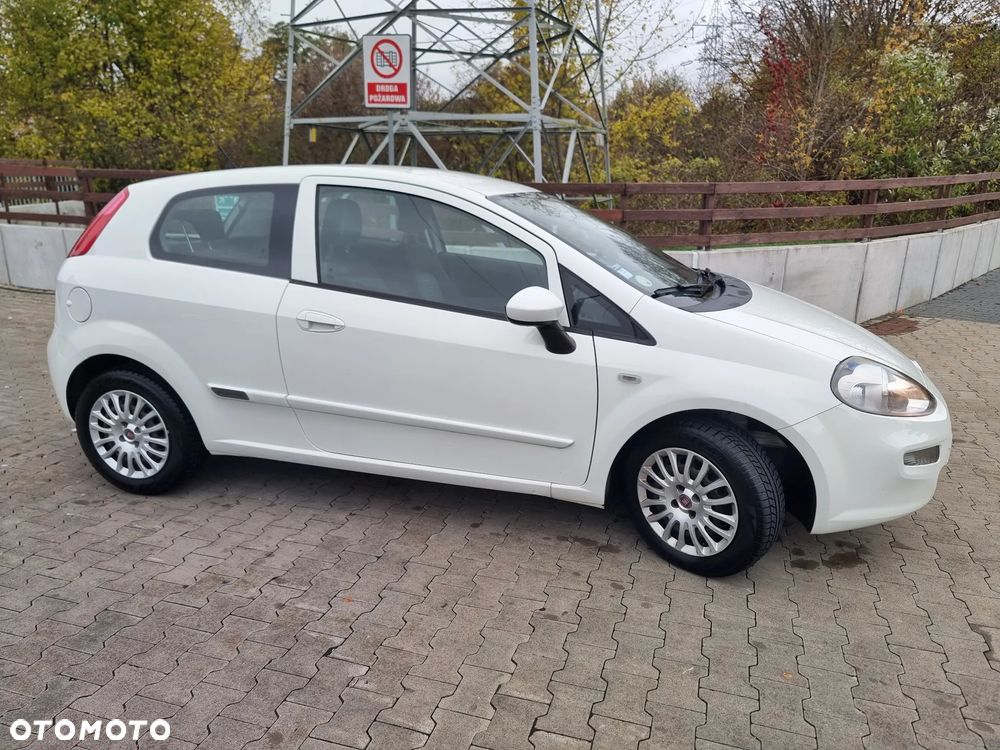 Fiat Punto 2016 photo 5