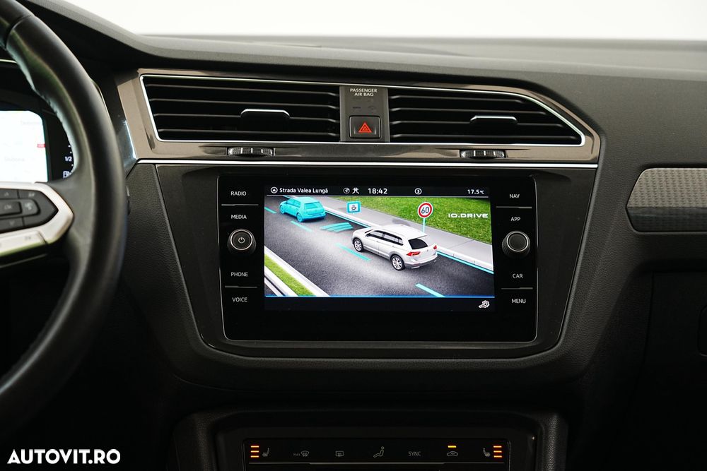 Volkswagen Tiguan 1.4 eHybrid OPF DSG Elegance - 18