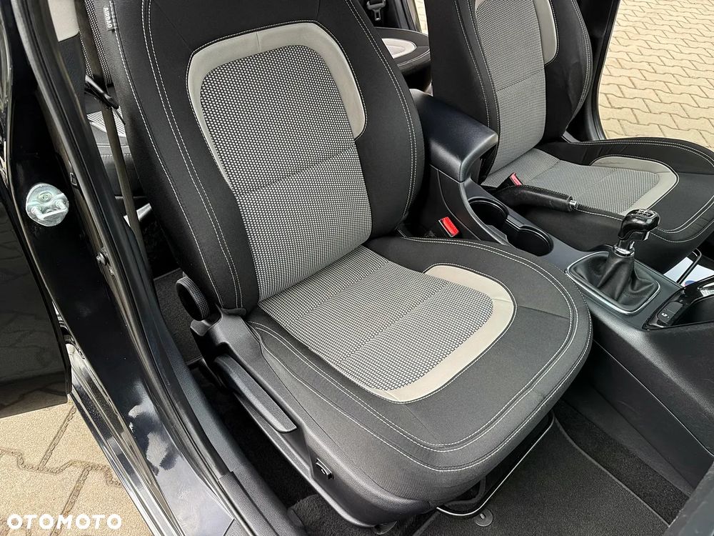 Kia Ceed 1.6 GDI Platinum Edition - 32