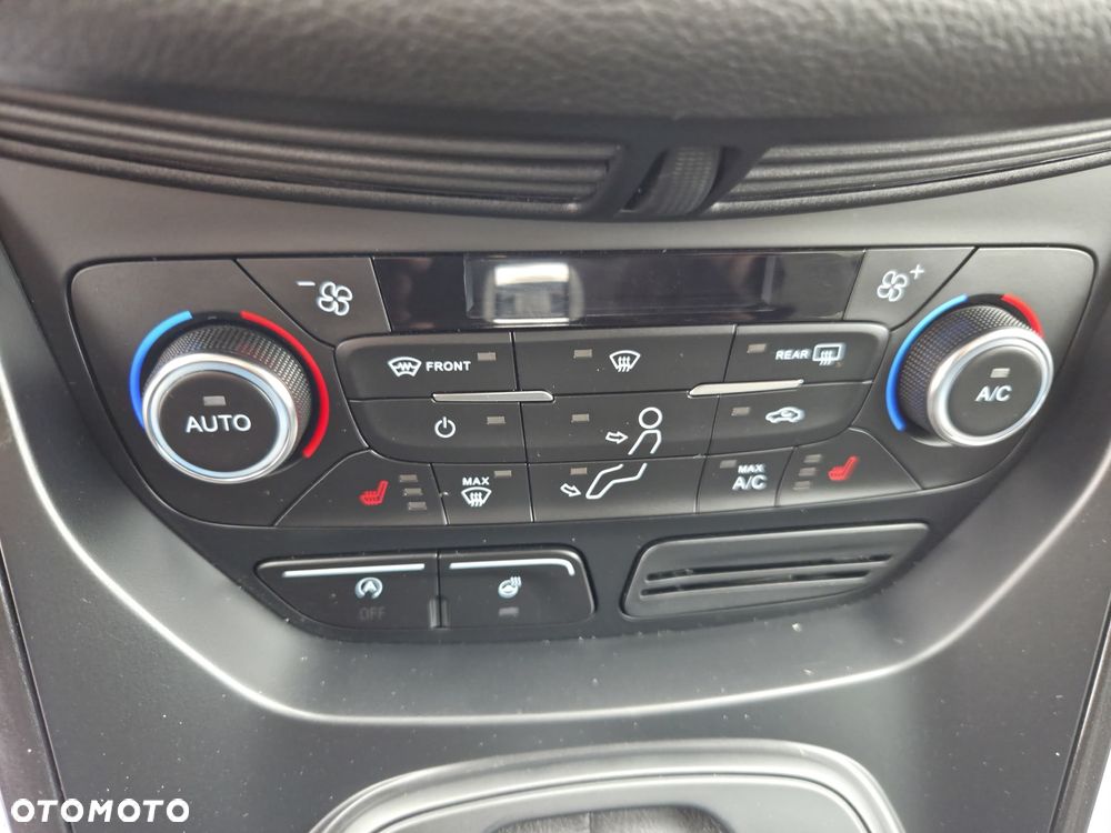 Ford Kuga 1.5 TDCi 2x4 Cool & Connect - 18