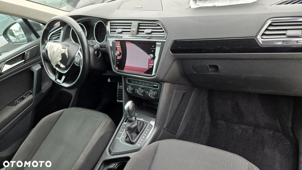 Volkswagen Tiguan - 21