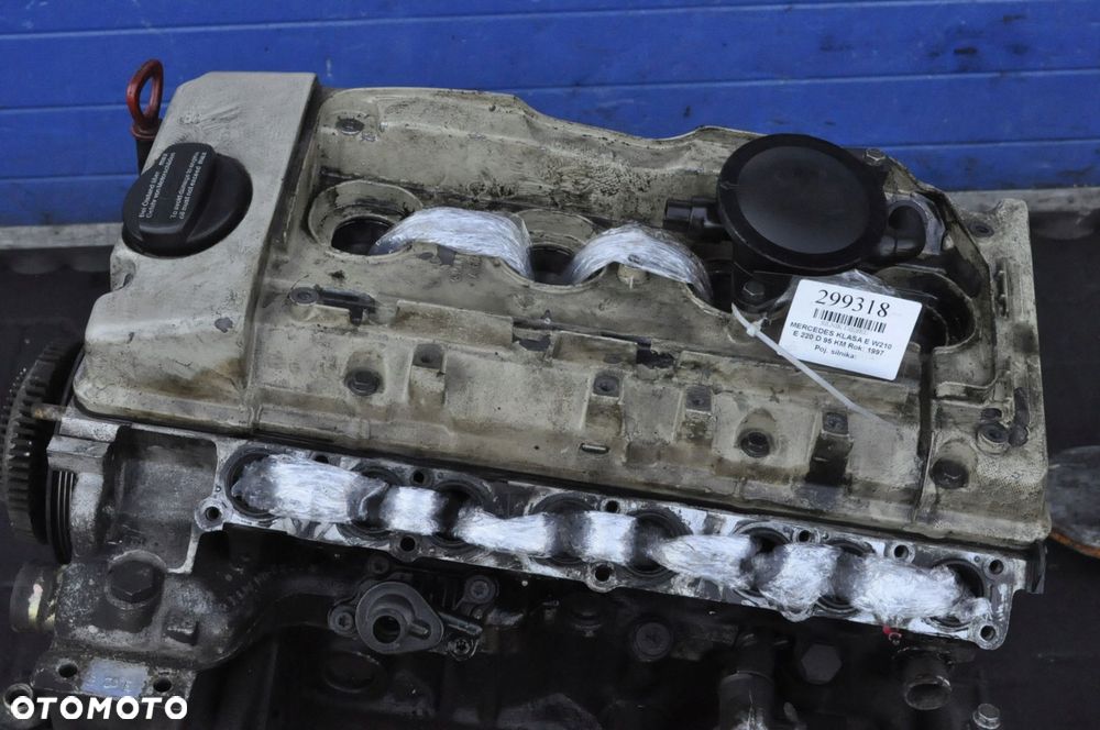 KLASA E W210 E220D 2.2D 70kW 95KM SILNIK 604912 - 3