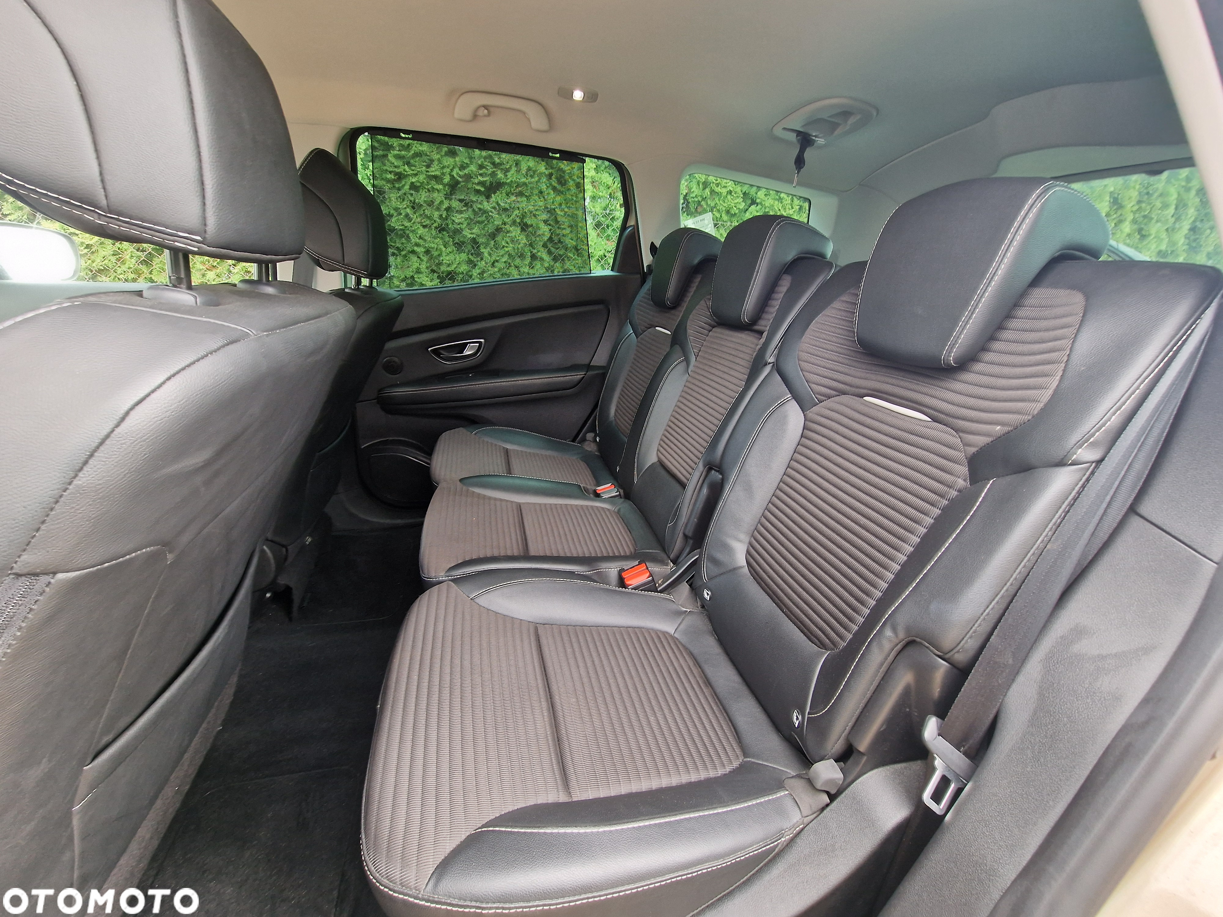 Renault Grand Scenic TCe 160 GPF BOSE EDITION - 11