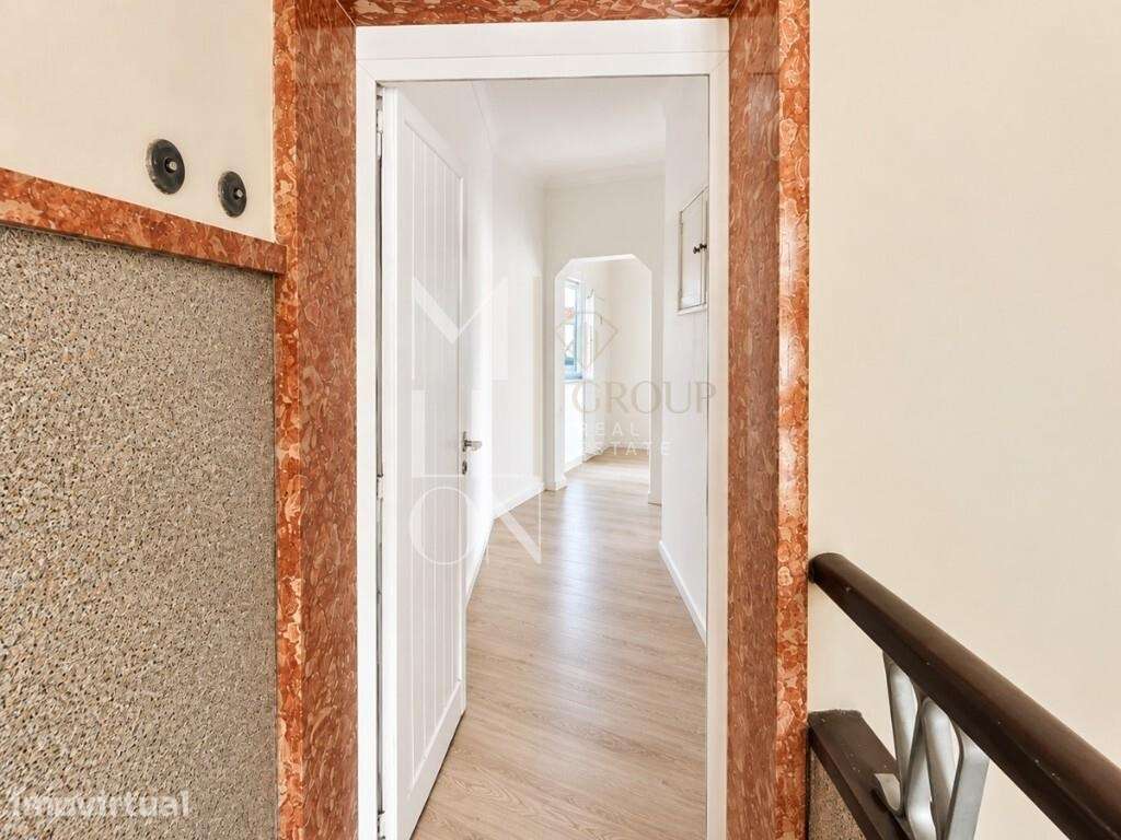 T2 remodelado na Graça, com vista Tejo, suíte e possibilidade de aprov - Grande imagem: 4/50