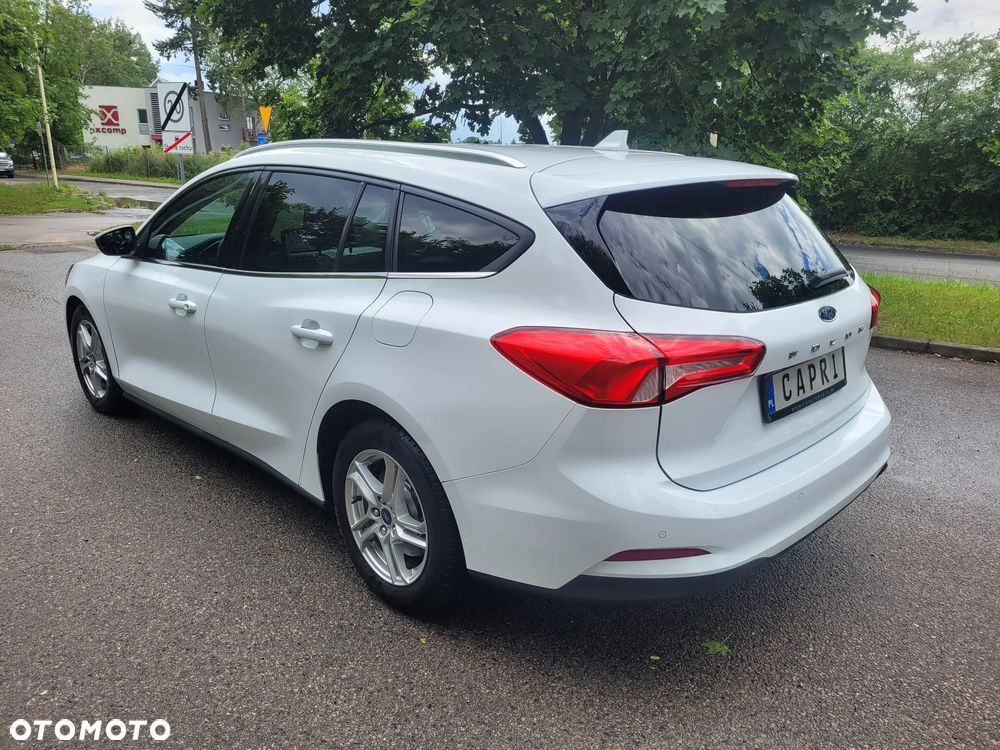 Ford Focus - 33