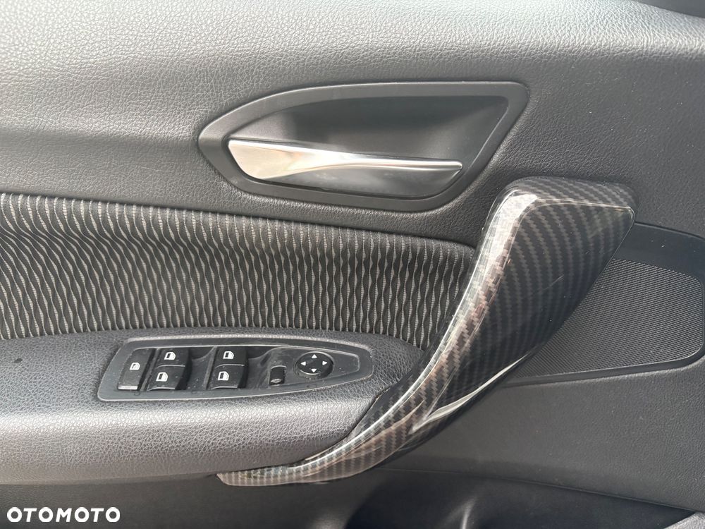 BMW Seria 1 116d Sport Line - 21