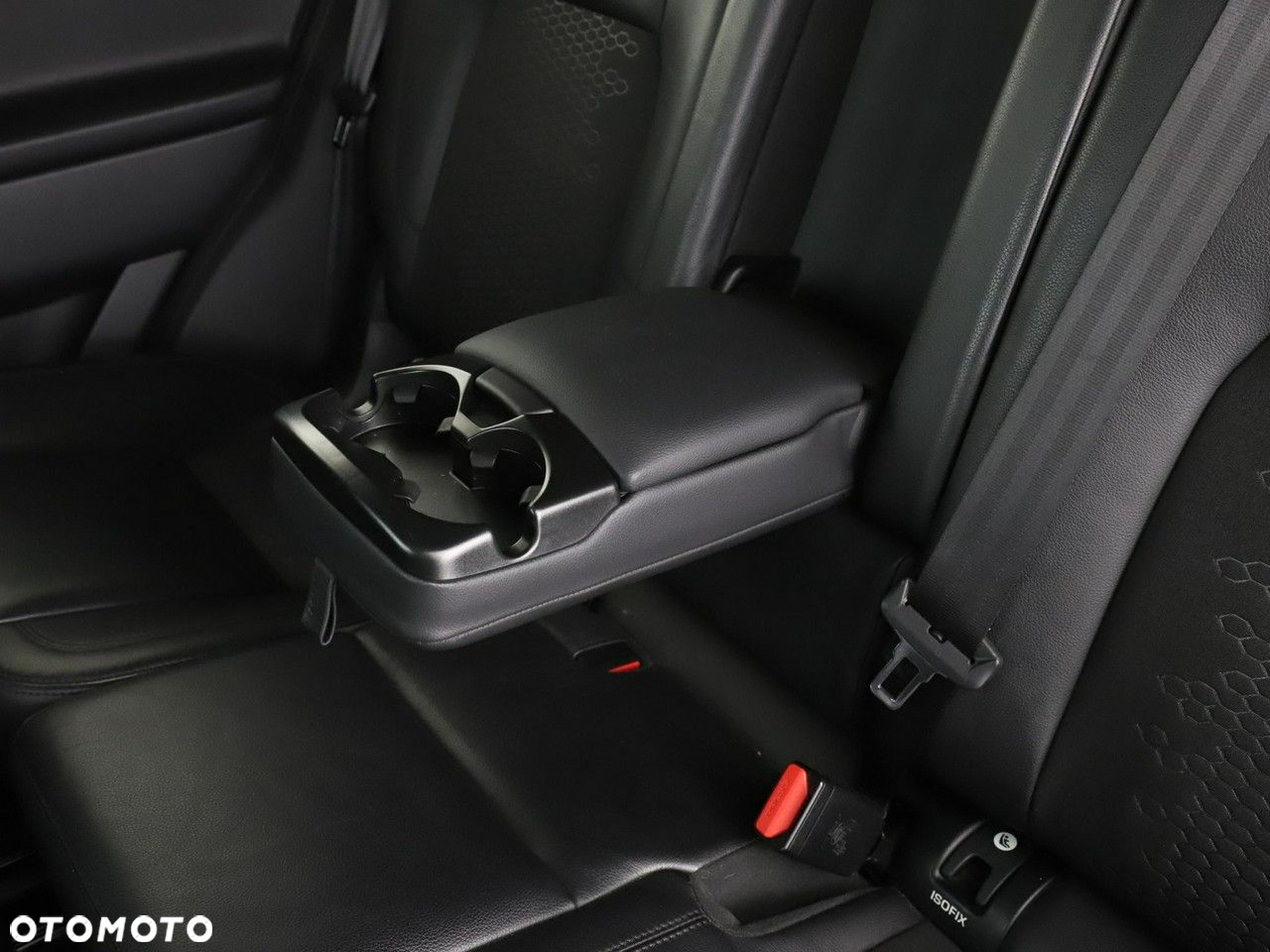 Land Rover Discovery Sport - 34