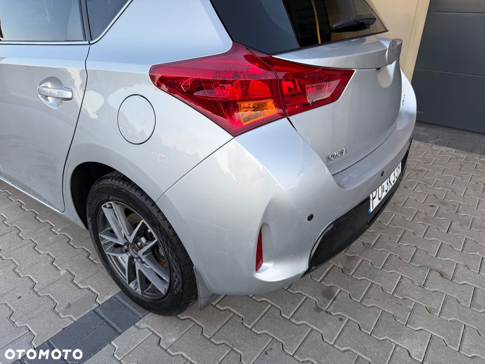 Toyota Auris 1.6 Premium Comfort - 7