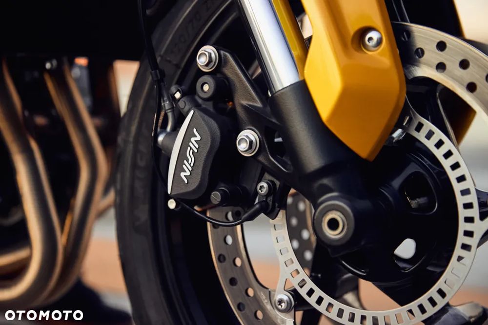 Triumph Trident - 40