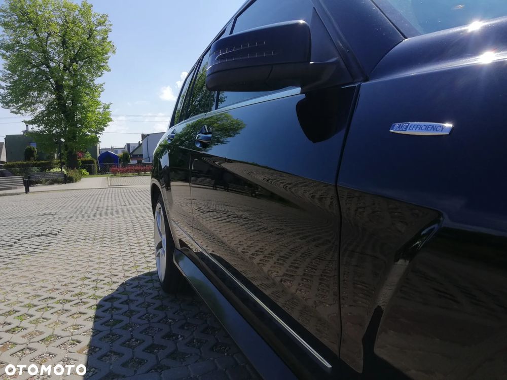 Mercedes-Benz GLK - 12