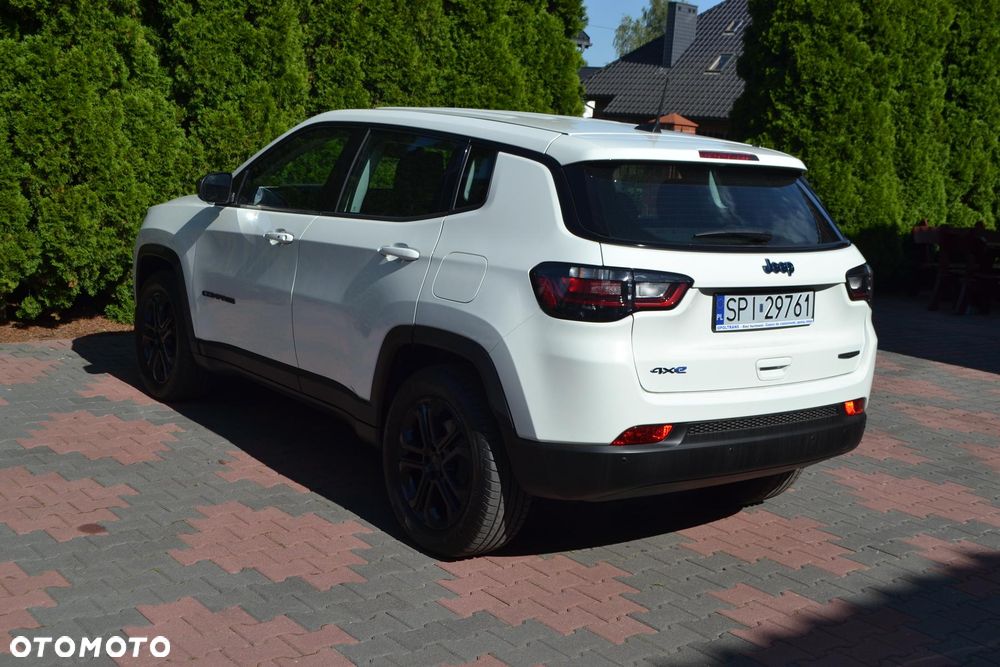 Jeep Compass - 10