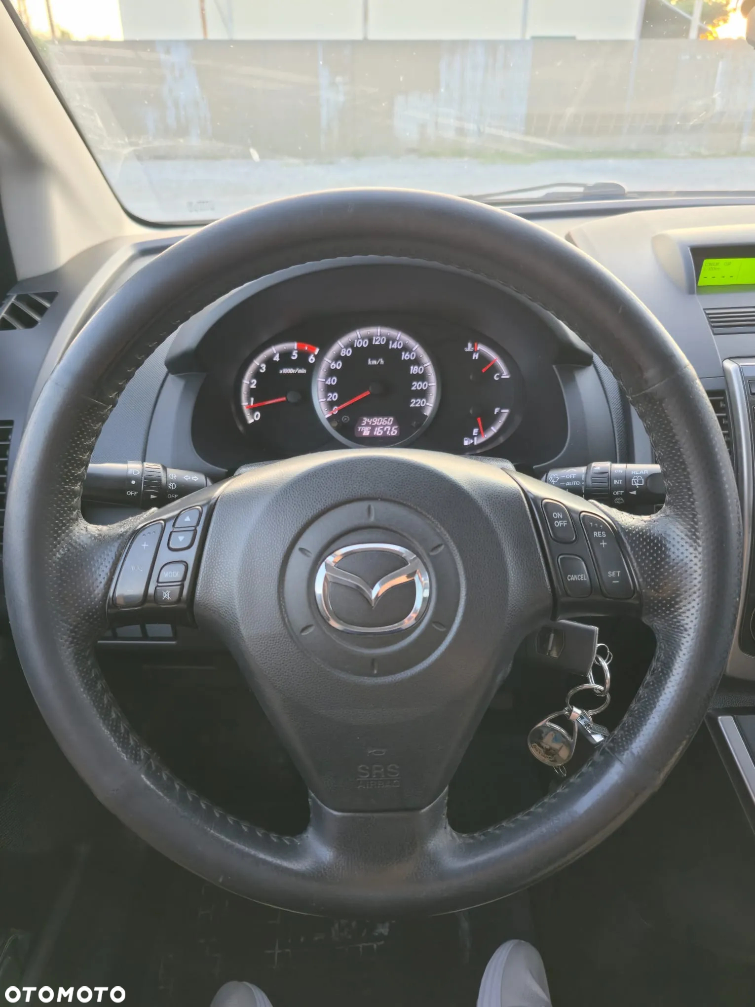 Mazda 5 - 14