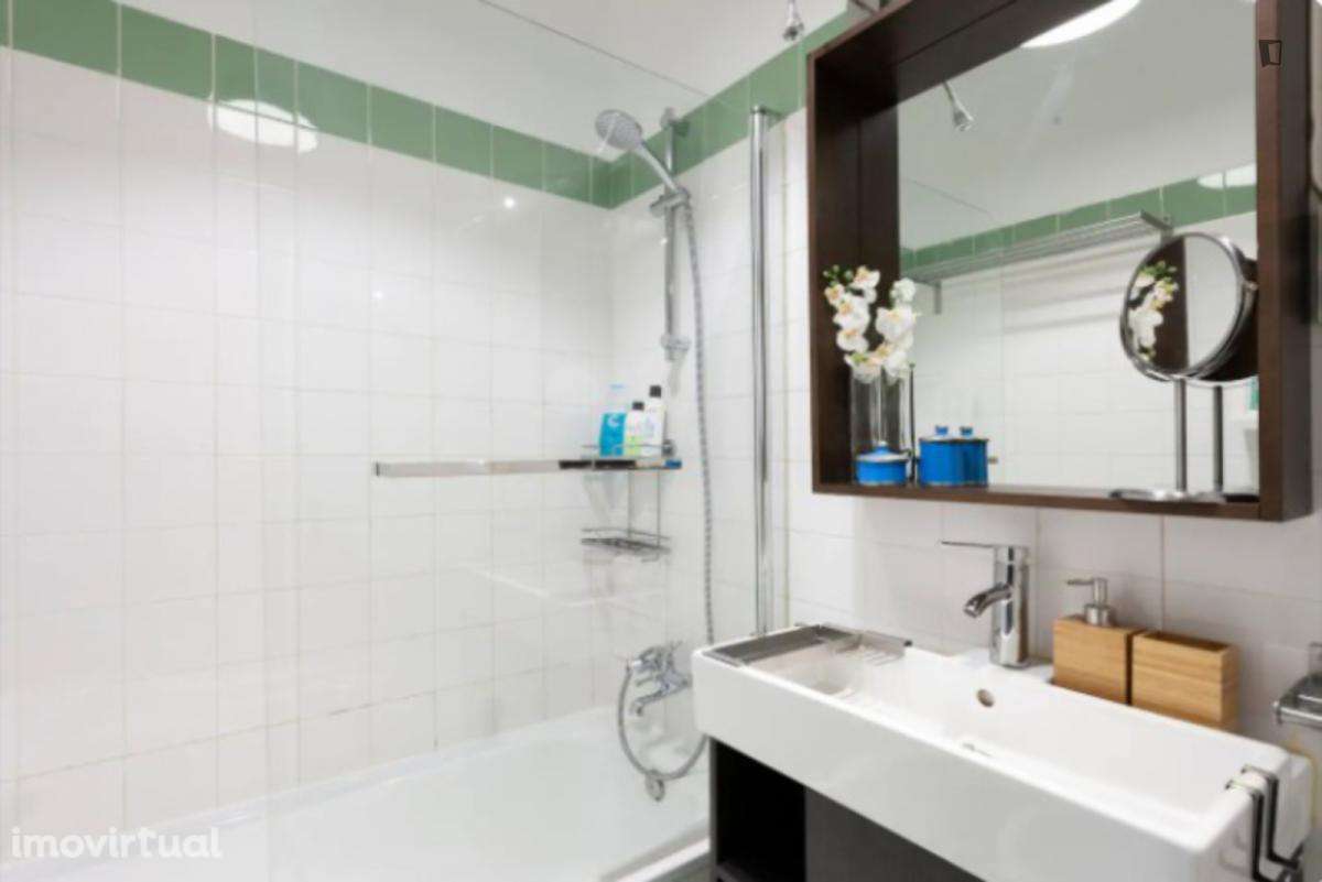 Apartamento com 1 quartos - localizado em Castelo Lisbon - Grande imagem: 2/6