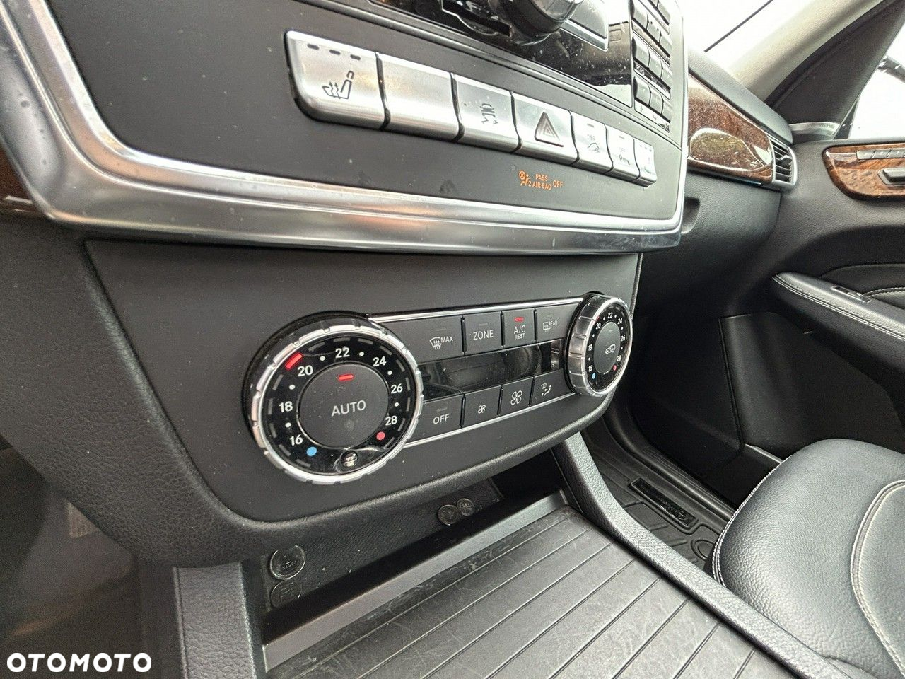 Mercedes-Benz ML 350 BlueTEC 4MATIC 7G-TRONIC - 22