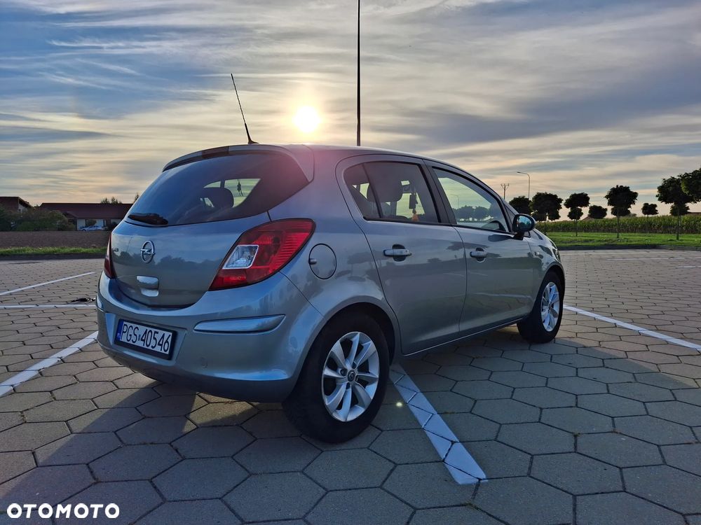 Opel Corsa 1.2 16V Enjoy - 5