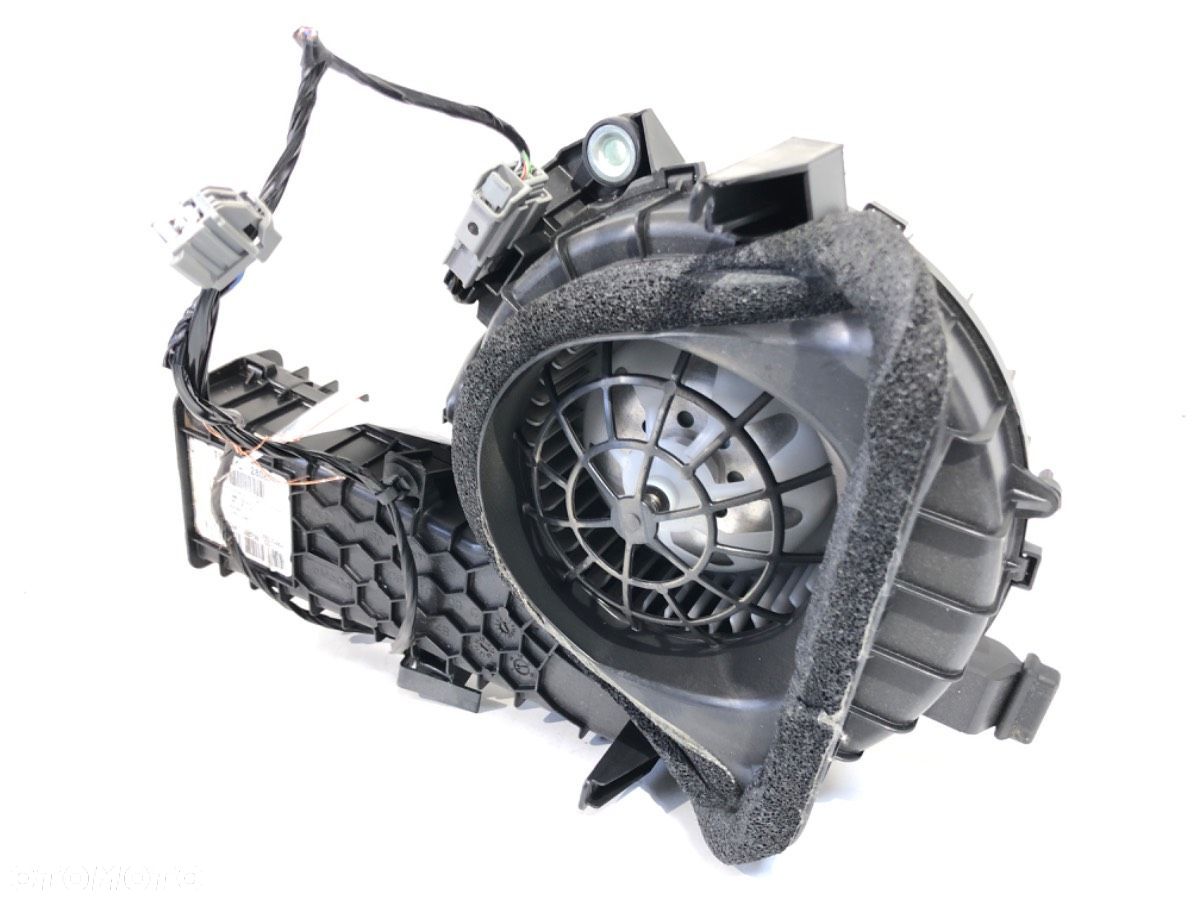 WENTYLATOR BATERII - 299.00 PLN - FORD MONDEO V sedan (CD) 2012 - 2022 2.0 Hybrid 130 kW [177 KM] - 1