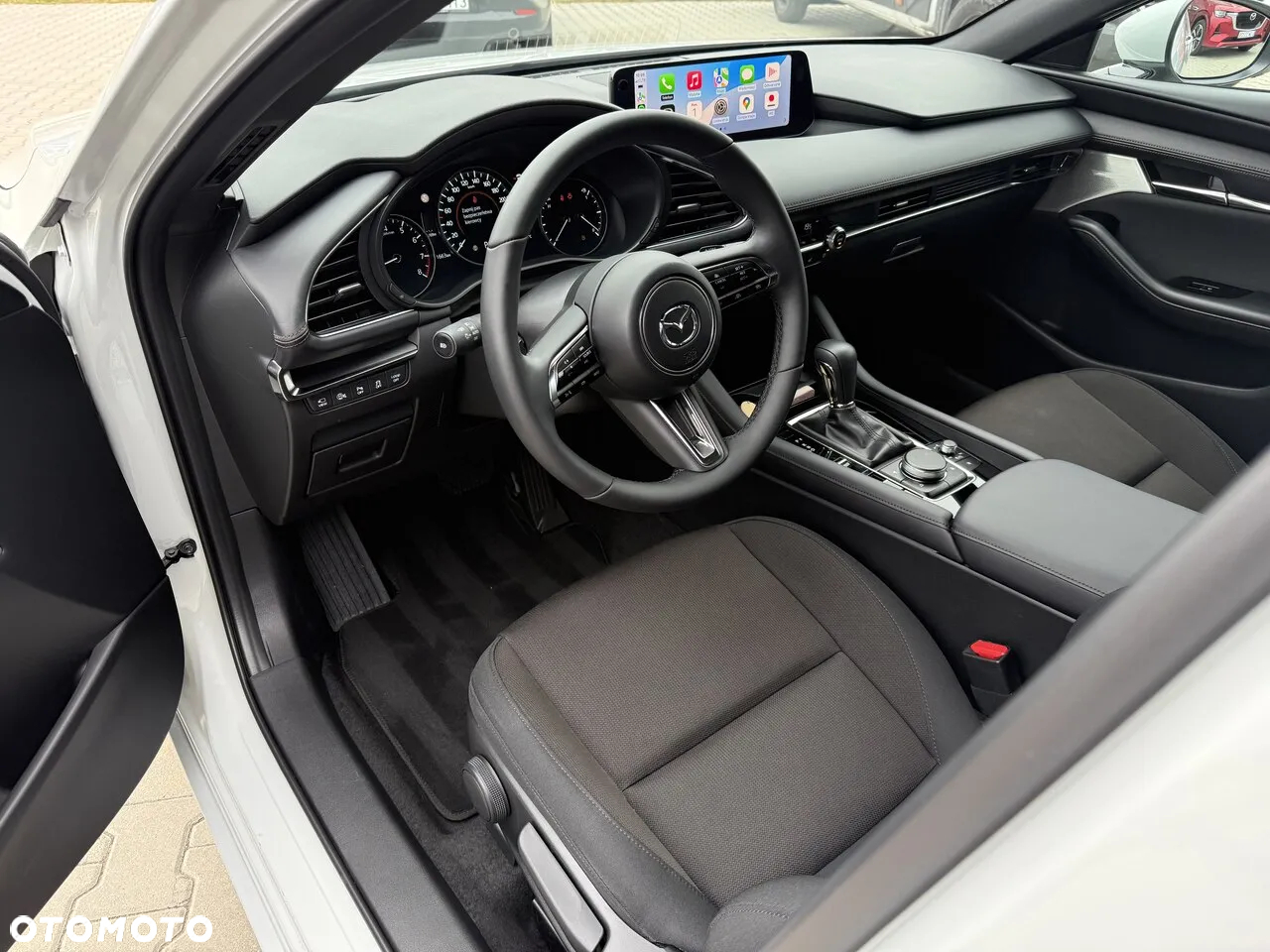 Mazda 3 - 8