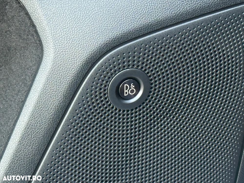Ford Focus 2.0 EcoBlue S&S ST - 23