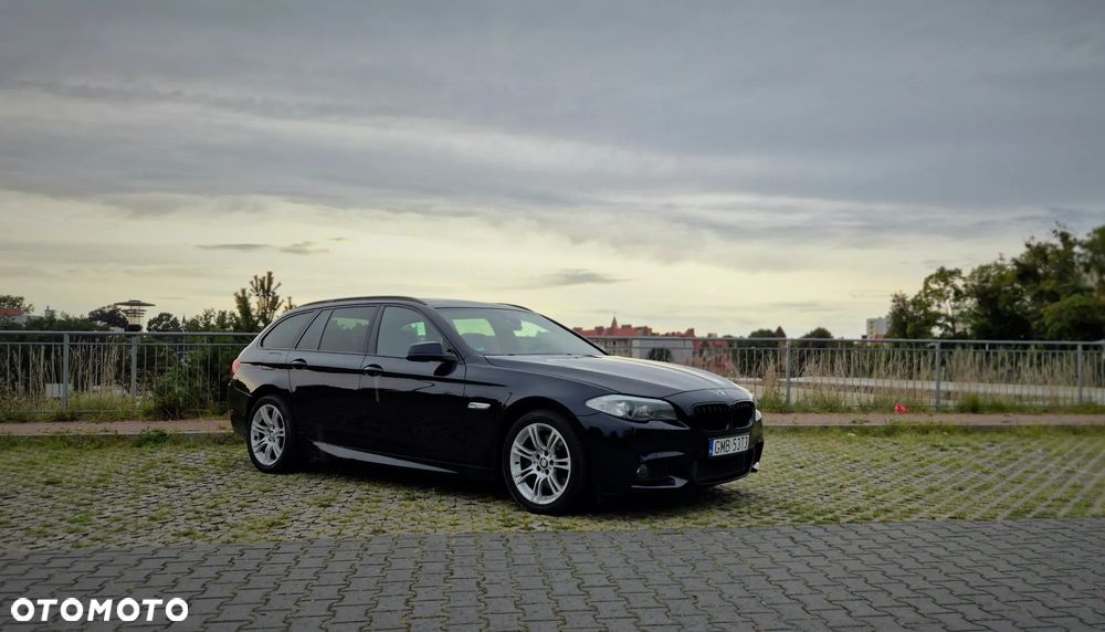 BMW Seria 5 535d xDrive - 10
