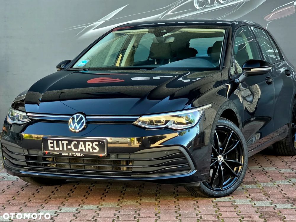 Volkswagen Golf - 6