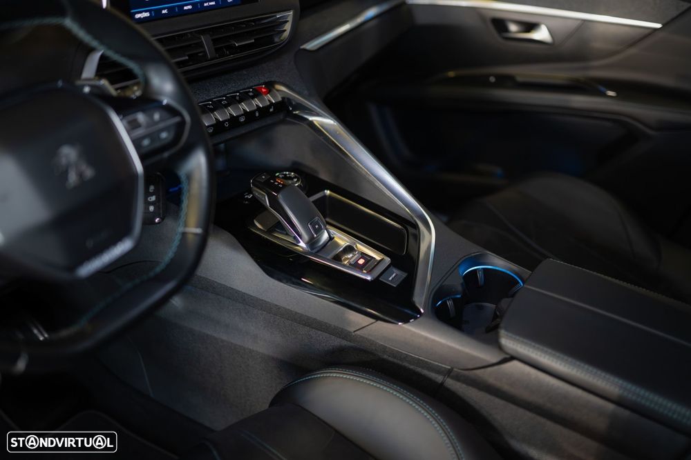 Peugeot 5008 BlueHDI 130 EAT8 Allure - 21