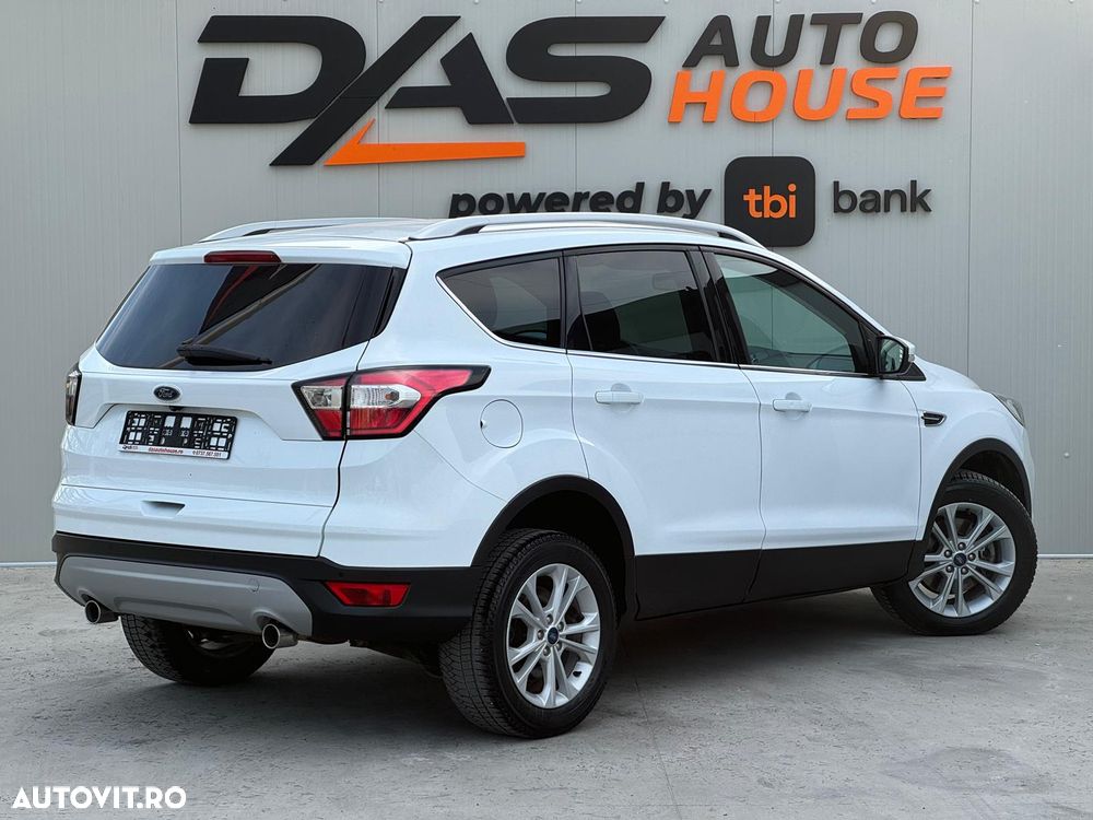 Ford Kuga - 8