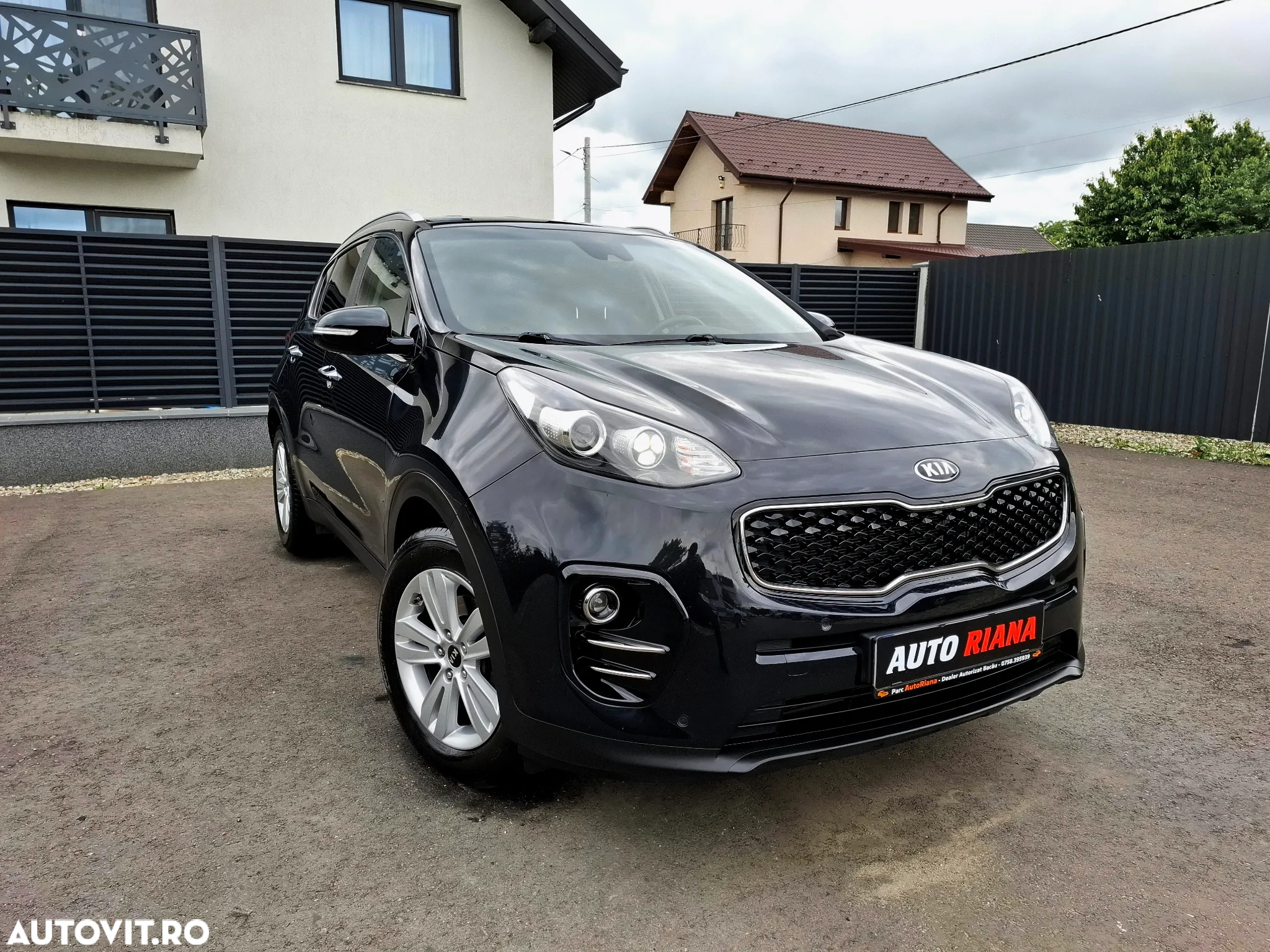 Kia Sportage 2,0 CRDI 2WD Vision - 4